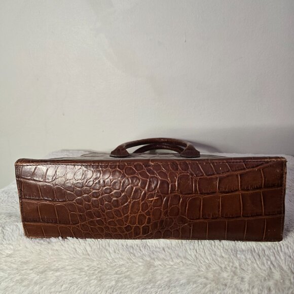 Vintage Bettina Leather Alligator Handbag - Picture 16 of 16